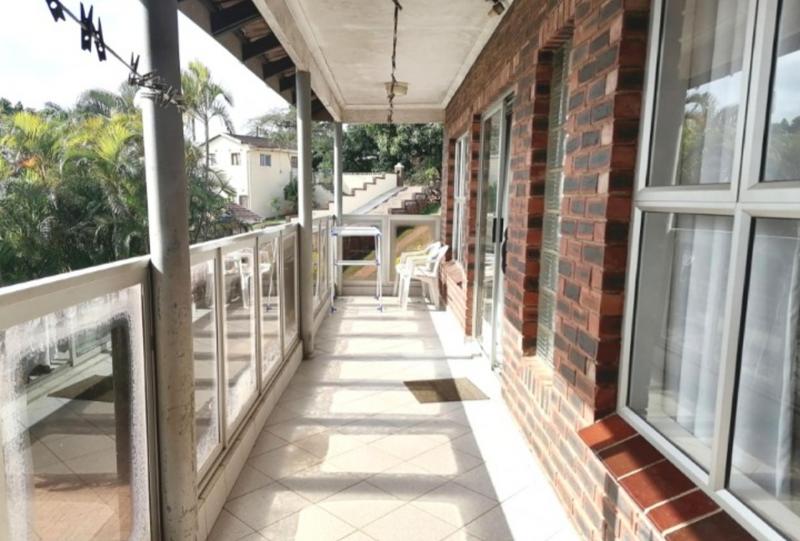 5 Bedroom Property for Sale in Kharwastan KwaZulu-Natal