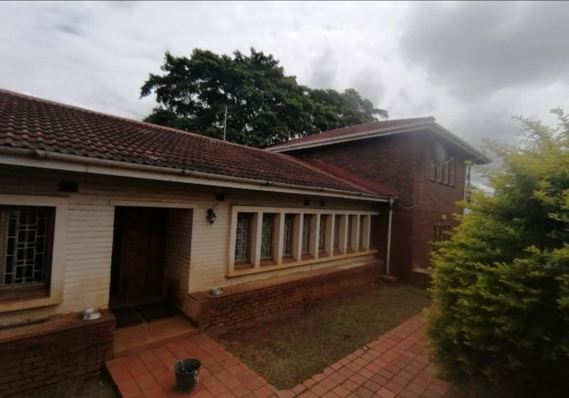 5 Bedroom Property for Sale in Kharwastan KwaZulu-Natal