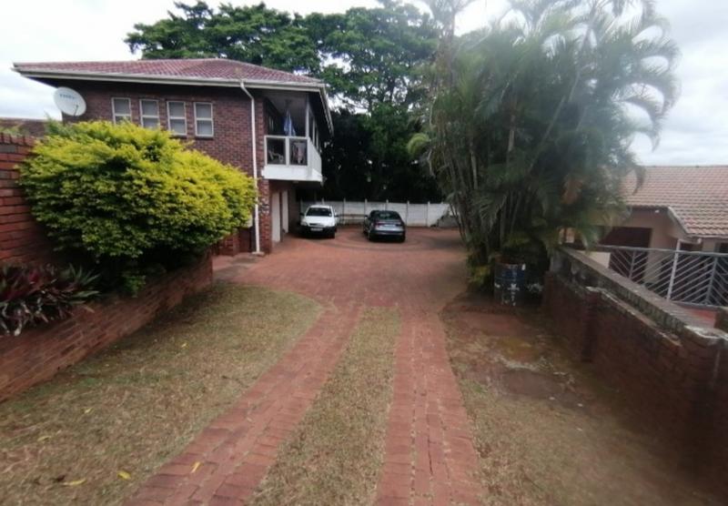 5 Bedroom Property for Sale in Kharwastan KwaZulu-Natal