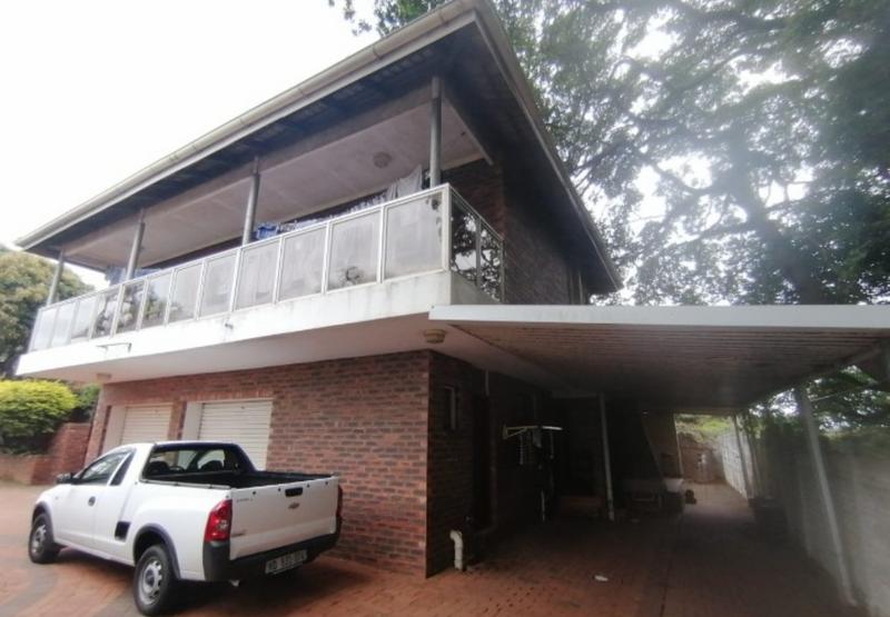 5 Bedroom Property for Sale in Kharwastan KwaZulu-Natal