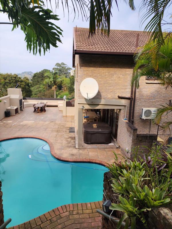 5 Bedroom Property for Sale in Padfield Park KwaZulu-Natal