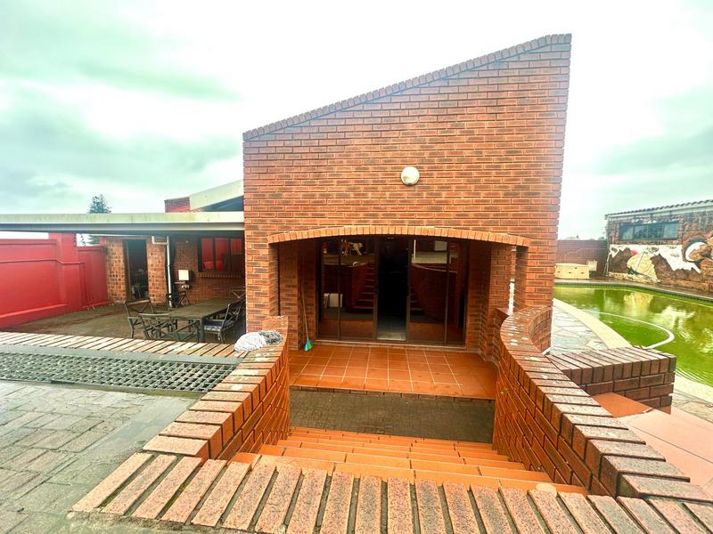 To Let 1 Bedroom Property for Rent in Montclair KwaZulu-Natal