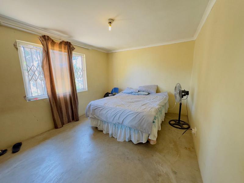 2 Bedroom Property for Sale in Umlazi KwaZulu-Natal