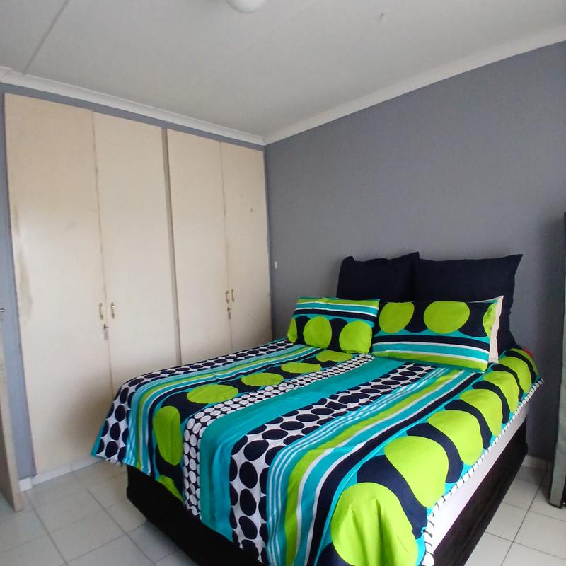 2 Bedroom Property for Sale in Montclair KwaZulu-Natal