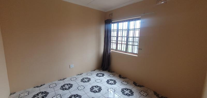 6 Bedroom Property for Sale in Park Rynie KwaZulu-Natal