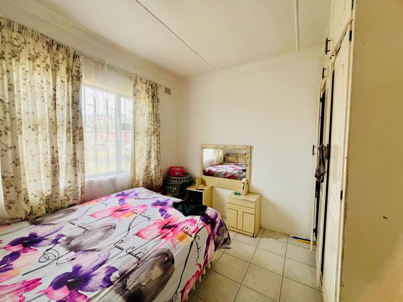 3 Bedroom Property for Sale in Kwamashu KwaZulu-Natal