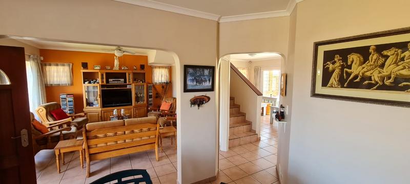 4 Bedroom Property for Sale in Umhlanga Rocks KwaZulu-Natal