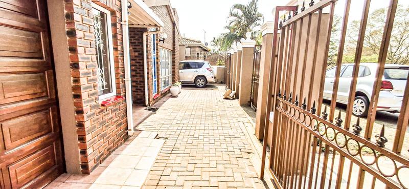 3 Bedroom Property for Sale in Phoenix KwaZulu-Natal