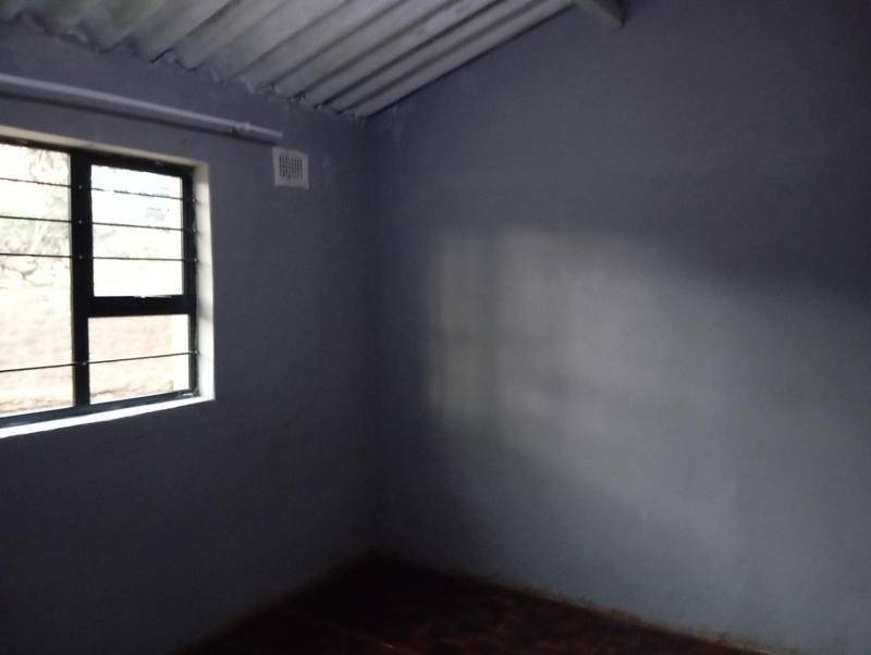 To Let 2 Bedroom Property for Rent in Ntuzuma KwaZulu-Natal