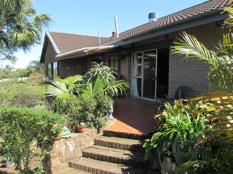 4 Bedroom Property for Sale in Umtentweni KwaZulu-Natal