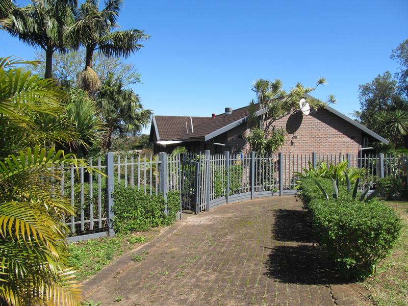 4 Bedroom Property for Sale in Umtentweni KwaZulu-Natal