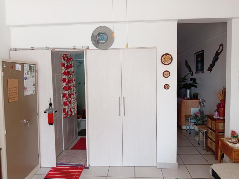 1 Bedroom Property for Sale in Scottburgh KwaZulu-Natal