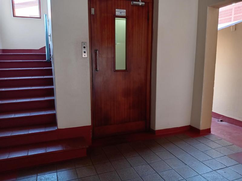 1 Bedroom Property for Sale in Scottburgh KwaZulu-Natal