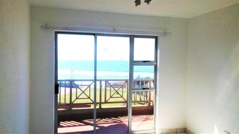 To Let 3 Bedroom Property for Rent in Bluff KwaZulu-Natal