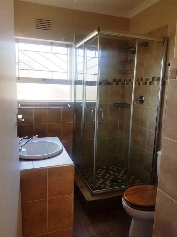 To Let 3 Bedroom Property for Rent in Durban North KwaZulu-Natal