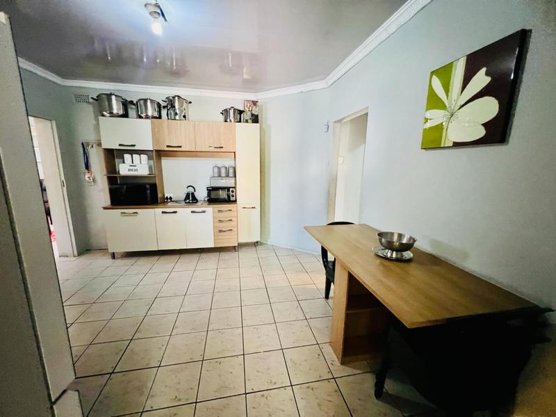 3 Bedroom Property for Sale in Montclair KwaZulu-Natal