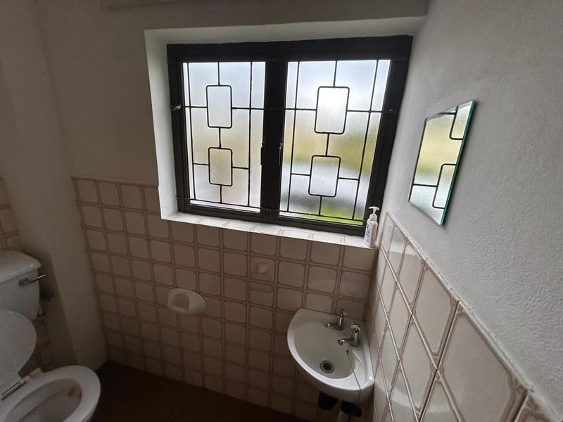 2 Bedroom Property for Sale in Umtentweni KwaZulu-Natal