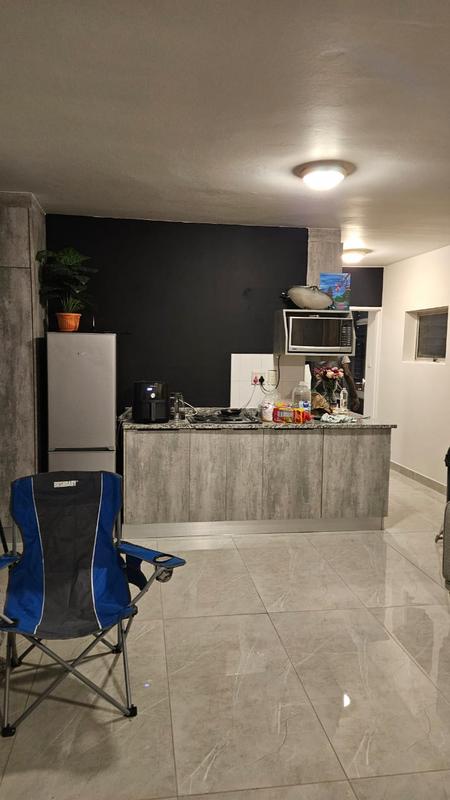 1 Bedroom Property for Sale in North Beach KwaZulu-Natal