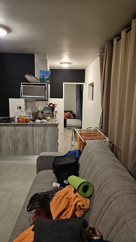 1 Bedroom Property for Sale in North Beach KwaZulu-Natal