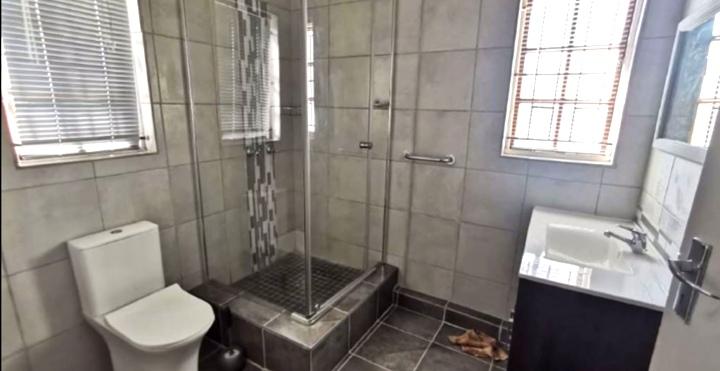 3 Bedroom Property for Sale in Meer En See KwaZulu-Natal