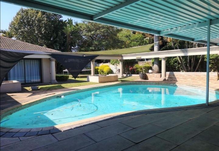 6 Bedroom Property for Sale in Meer En See KwaZulu-Natal