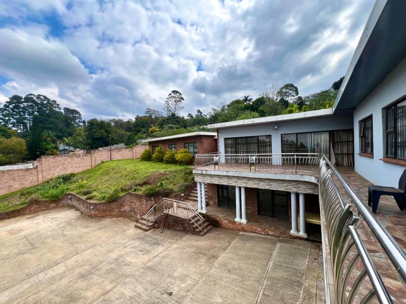 6 Bedroom Property for Sale in Blackridge KwaZulu-Natal