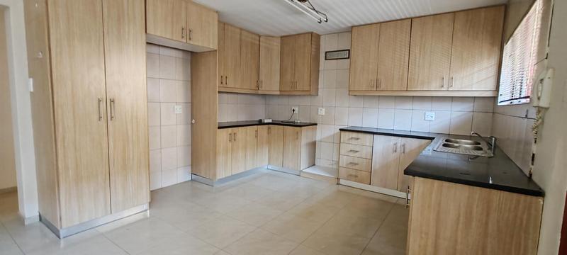 To Let 3 Bedroom Property for Rent in Overport KwaZulu-Natal