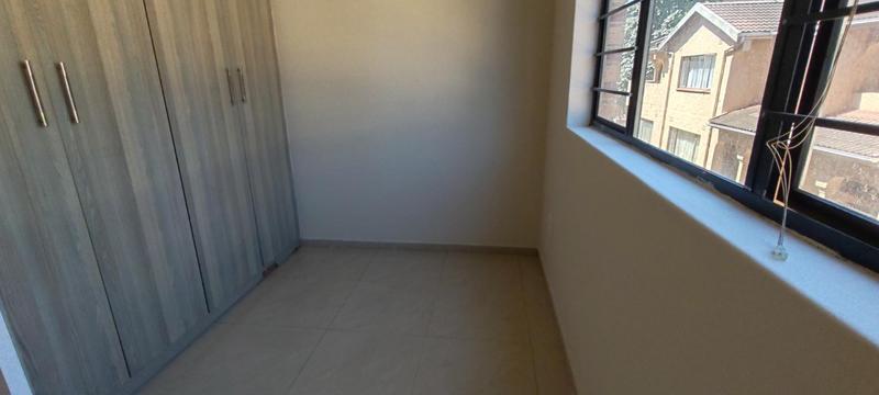 To Let 3 Bedroom Property for Rent in Overport KwaZulu-Natal