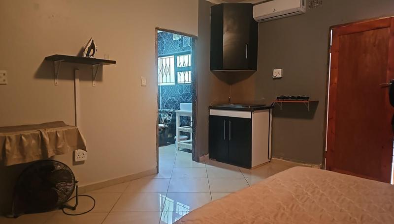 To Let 1 Bedroom Property for Rent in Arboretum KwaZulu-Natal