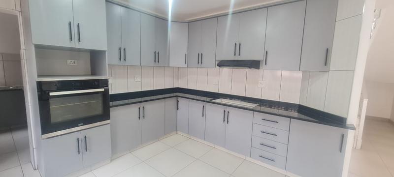 3 Bedroom Property for Sale in Sunningdale KwaZulu-Natal