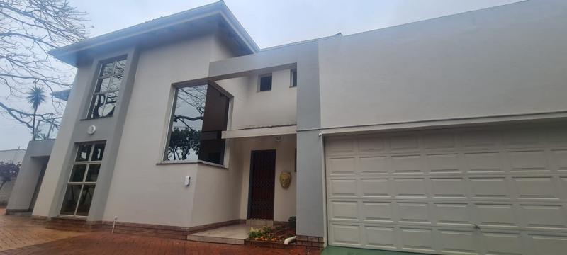 3 Bedroom Property for Sale in Sunningdale KwaZulu-Natal