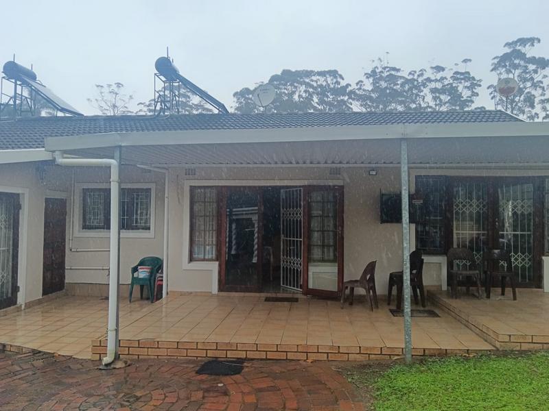 4 Bedroom Property for Sale in Yellowwood Park KwaZulu-Natal