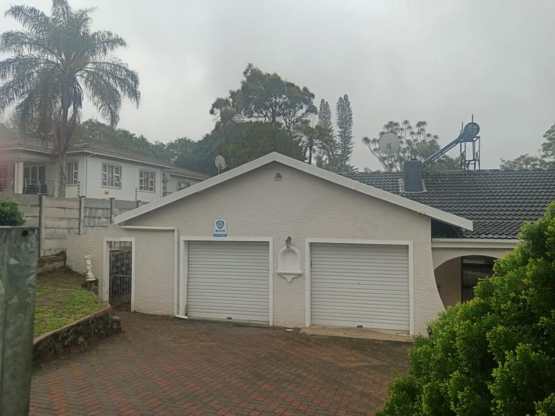 4 Bedroom Property for Sale in Yellowwood Park KwaZulu-Natal