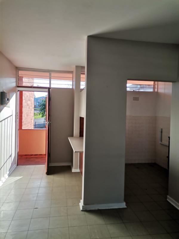 To Let 1 Bedroom Property for Rent in Empangeni Central KwaZulu-Natal