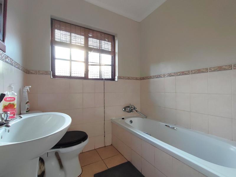 3 Bedroom Property for Sale in Montrose KwaZulu-Natal