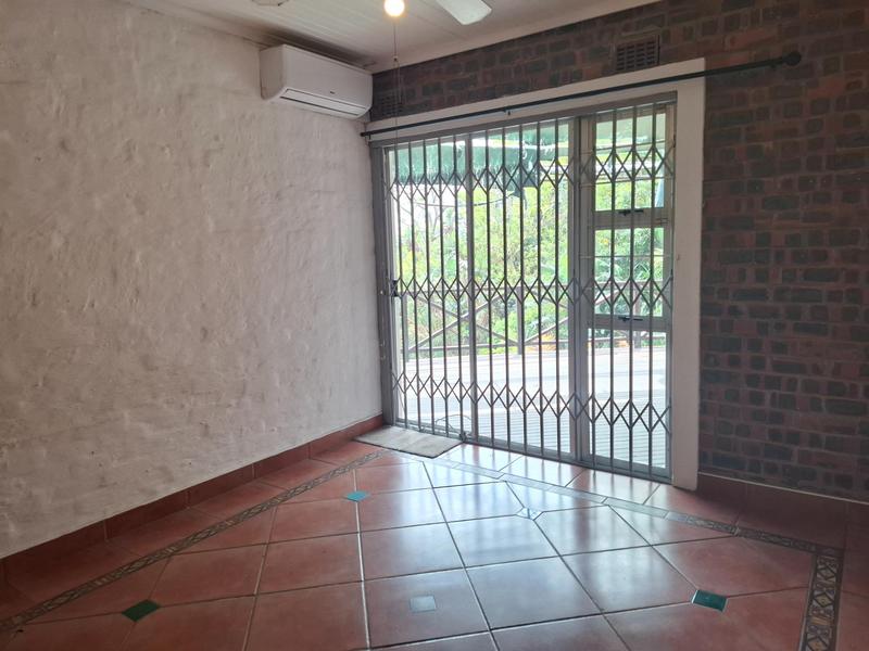 To Let 6 Bedroom Property for Rent in Westville KwaZulu-Natal