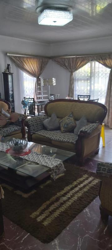 4 Bedroom Property for Sale in Esikhawini KwaZulu-Natal