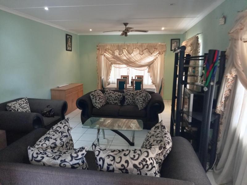 4 Bedroom Property for Sale in Caversham Glen KwaZulu-Natal