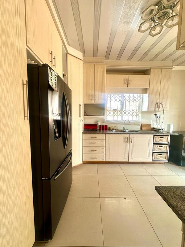 2 Bedroom Property for Sale in Kwandengezi KwaZulu-Natal