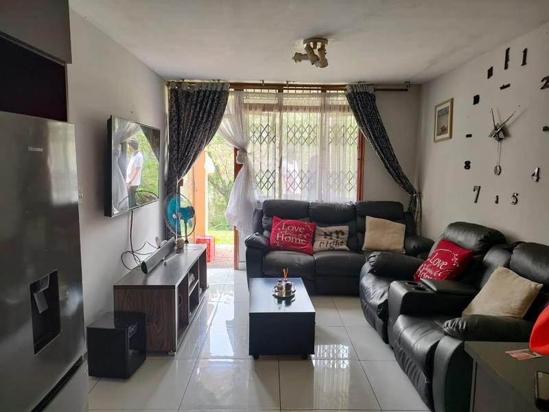 2 Bedroom Property for Sale in Bellair KwaZulu-Natal