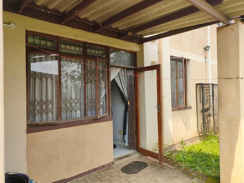 2 Bedroom Property for Sale in Bellair KwaZulu-Natal