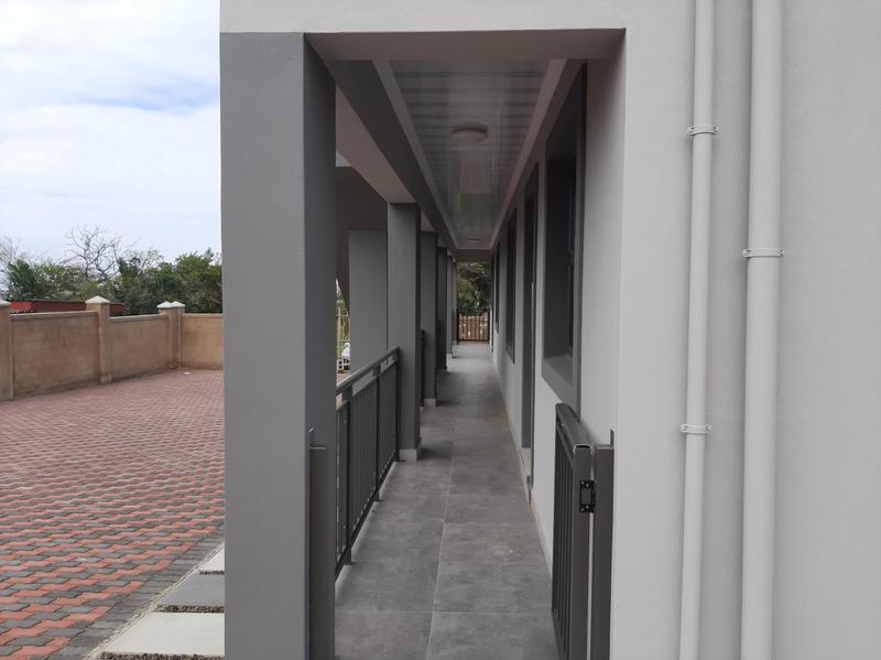 To Let 2 Bedroom Property for Rent in Park Rynie KwaZulu-Natal