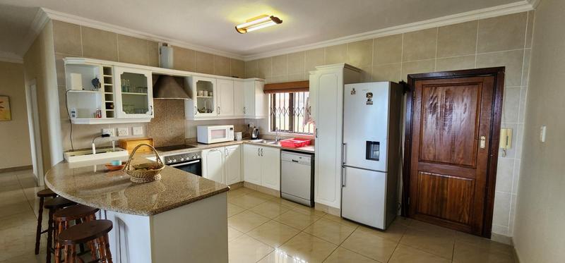 3 Bedroom Property for Sale in Umkomaas KwaZulu-Natal