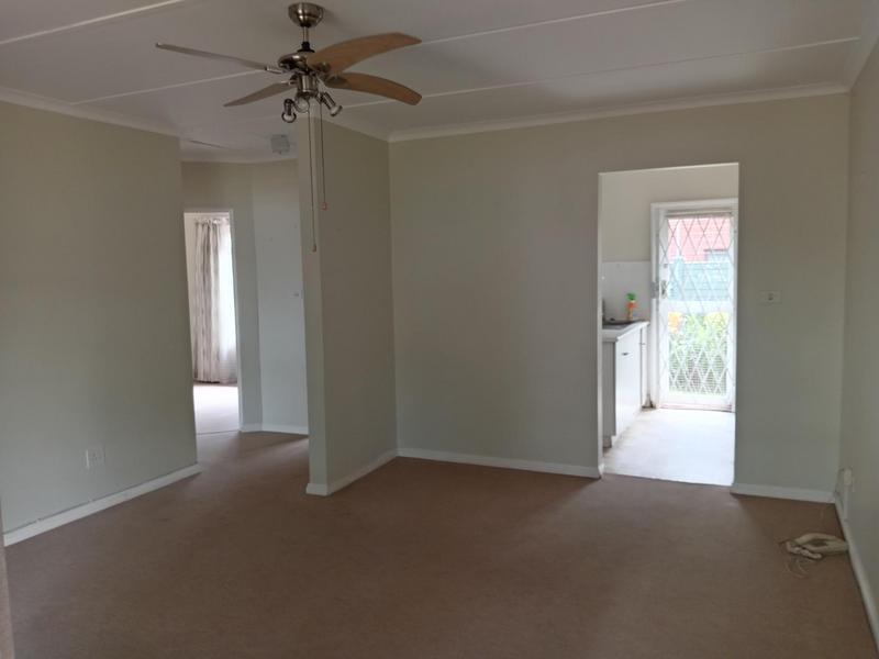 2 Bedroom Property for Sale in Scottburgh KwaZulu-Natal