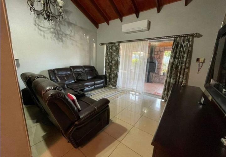 To Let 4 Bedroom Property for Rent in Arboretum KwaZulu-Natal