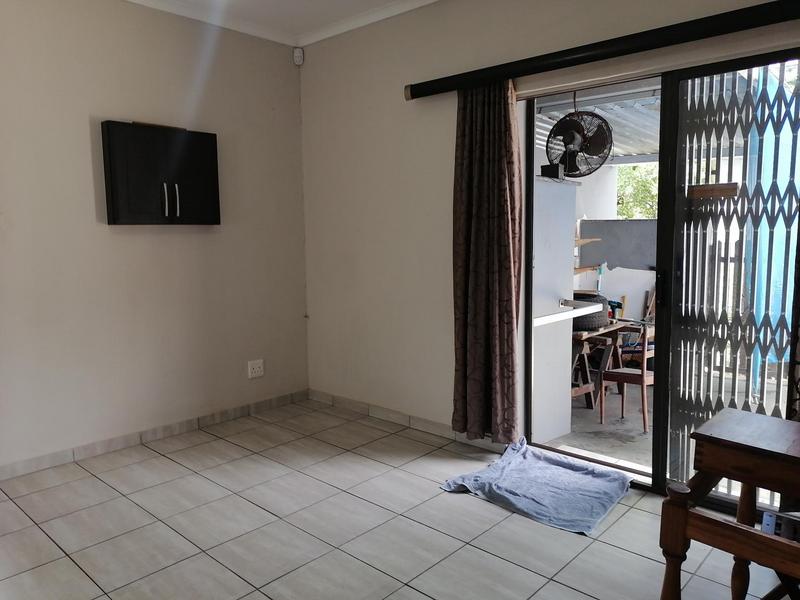 2 Bedroom Property for Sale in Arboretum KwaZulu-Natal