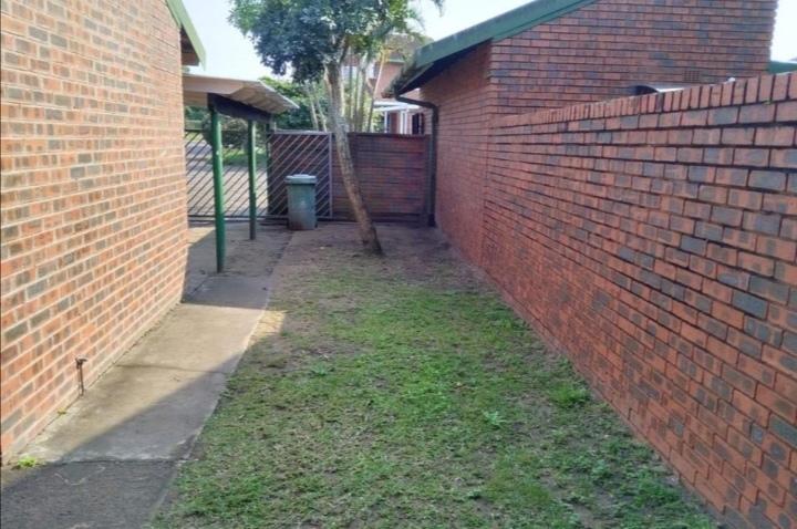 3 Bedroom Property for Sale in Meer En See KwaZulu-Natal