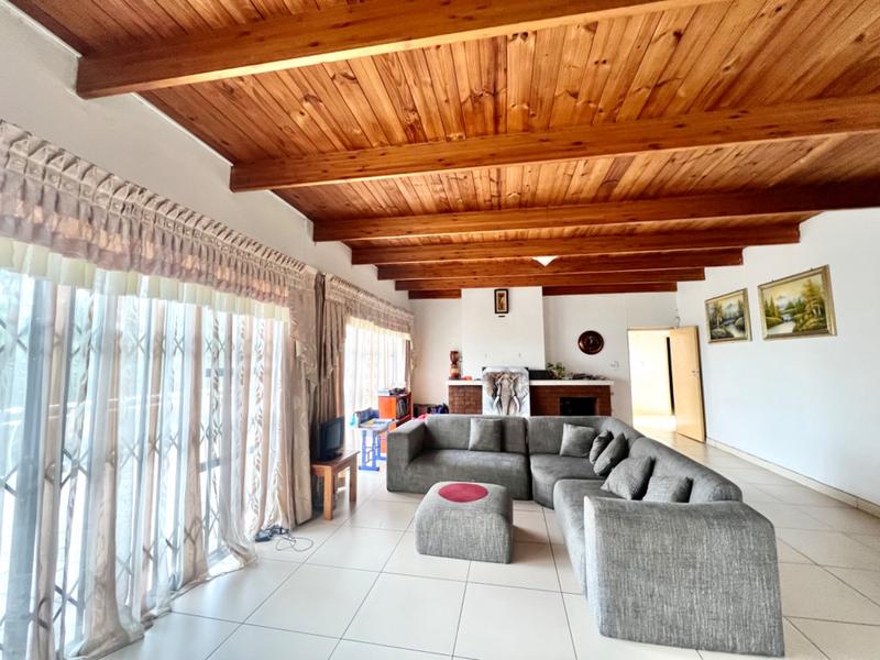 7 Bedroom Property for Sale in Blackridge KwaZulu-Natal