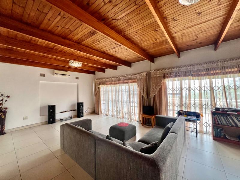 7 Bedroom Property for Sale in Blackridge KwaZulu-Natal