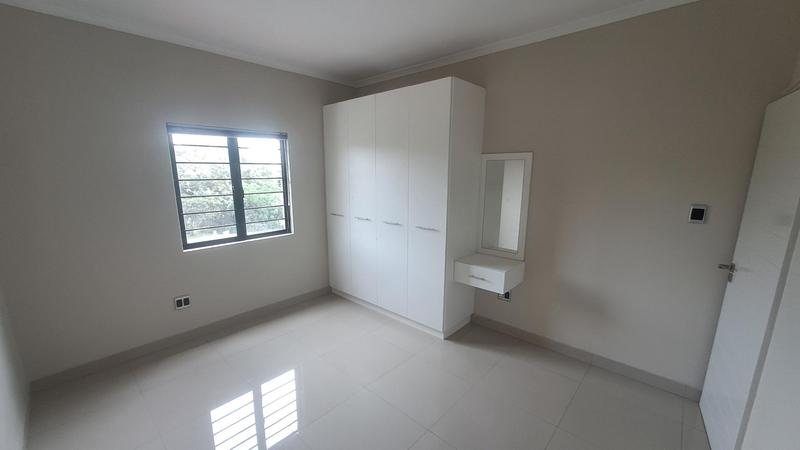 To Let 2 Bedroom Property for Rent in Avoca KwaZulu-Natal